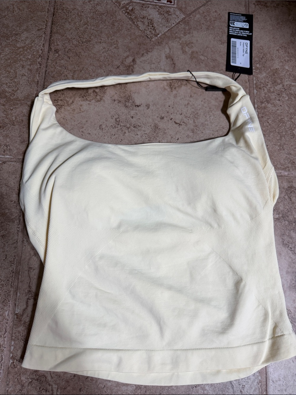 DFYNE Butter Yellow Set - Size M - New with Tags - Picture 3 of 5